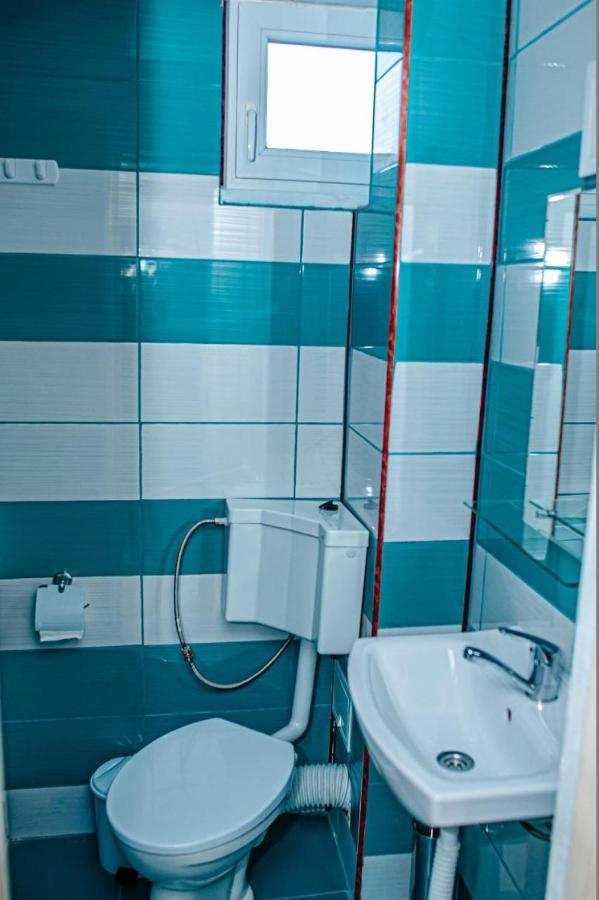 Labebe - Vidraru Hotell Arefu Exteriör bild